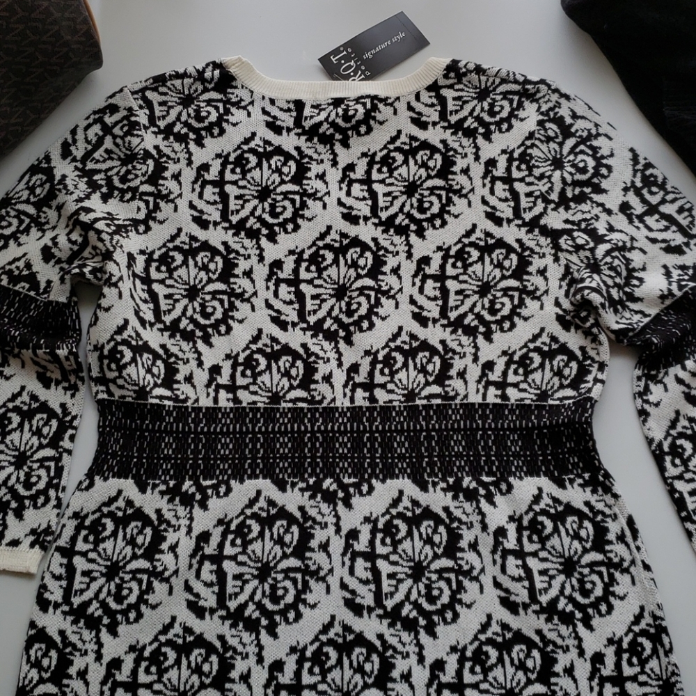 RQT Northern Lights Preppy Fire Made Easy Sweater - Picture 9 of 13